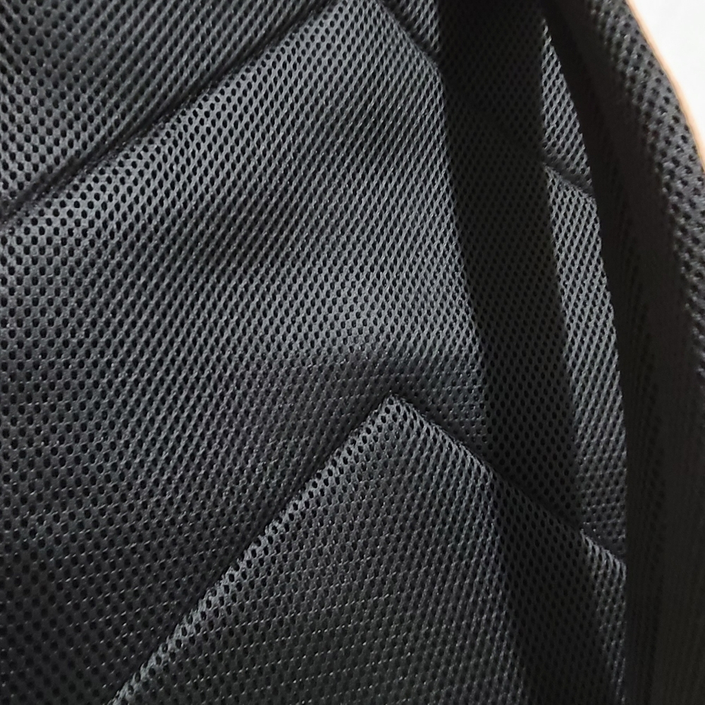 backpack - Picture 4 of 9